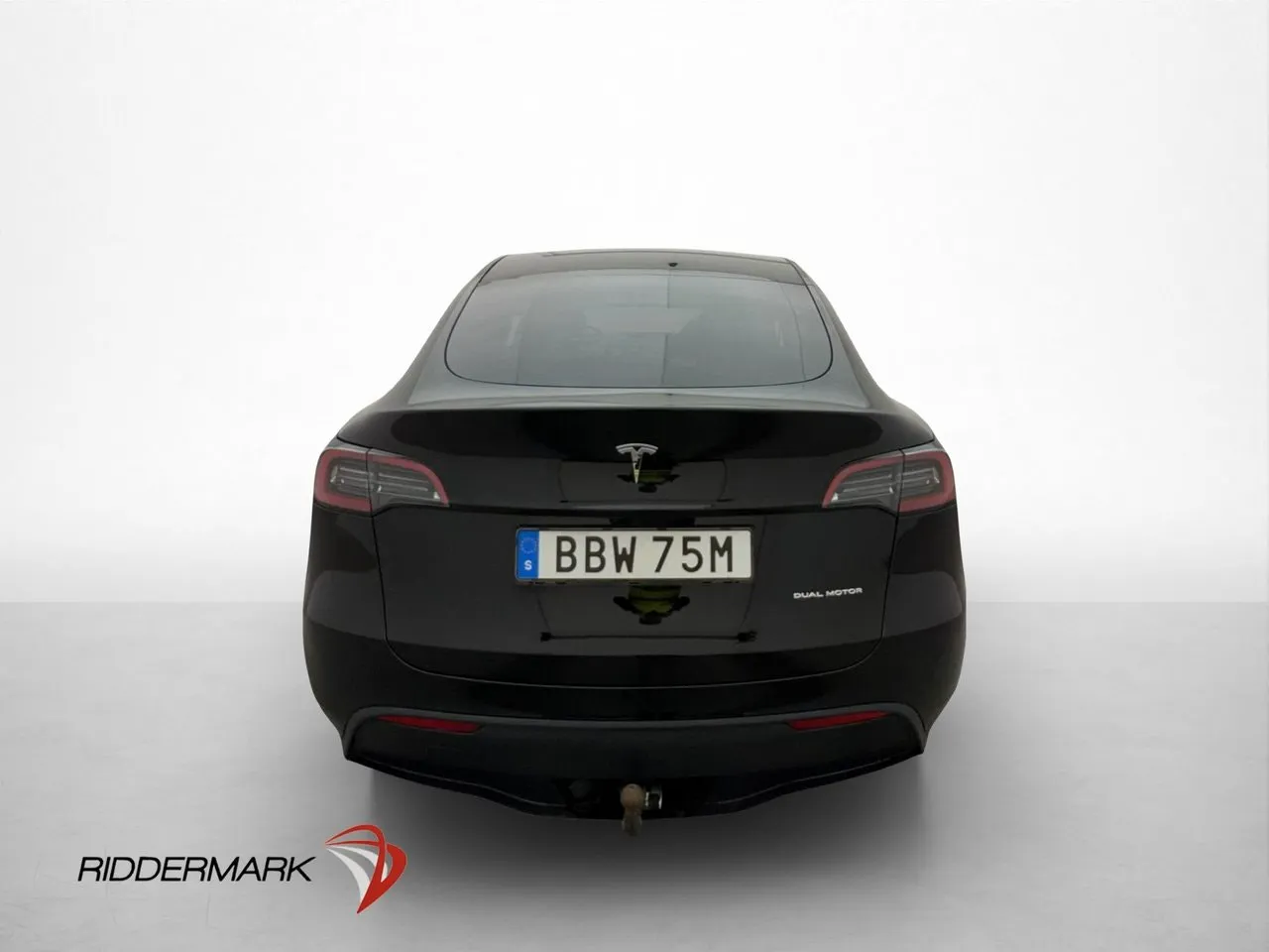 Tesla Model Y bild 8
