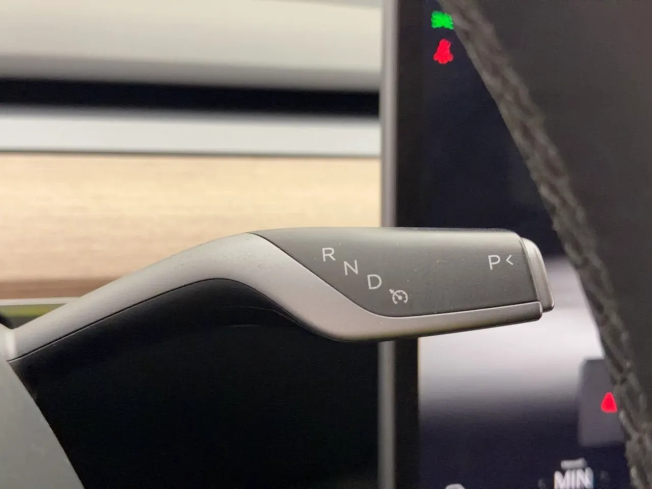 Tesla Model Y bild 17