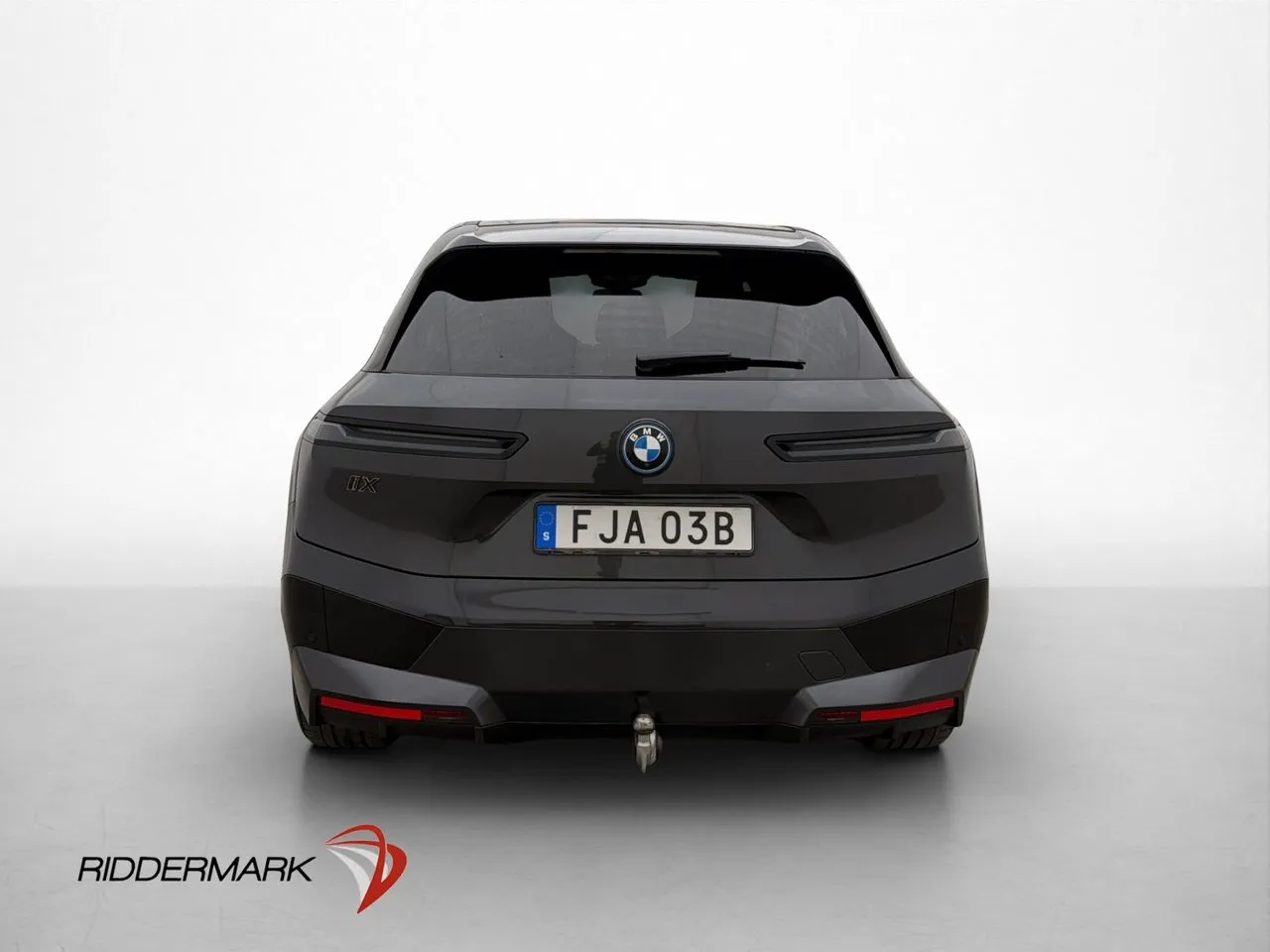BMW iX bild 8