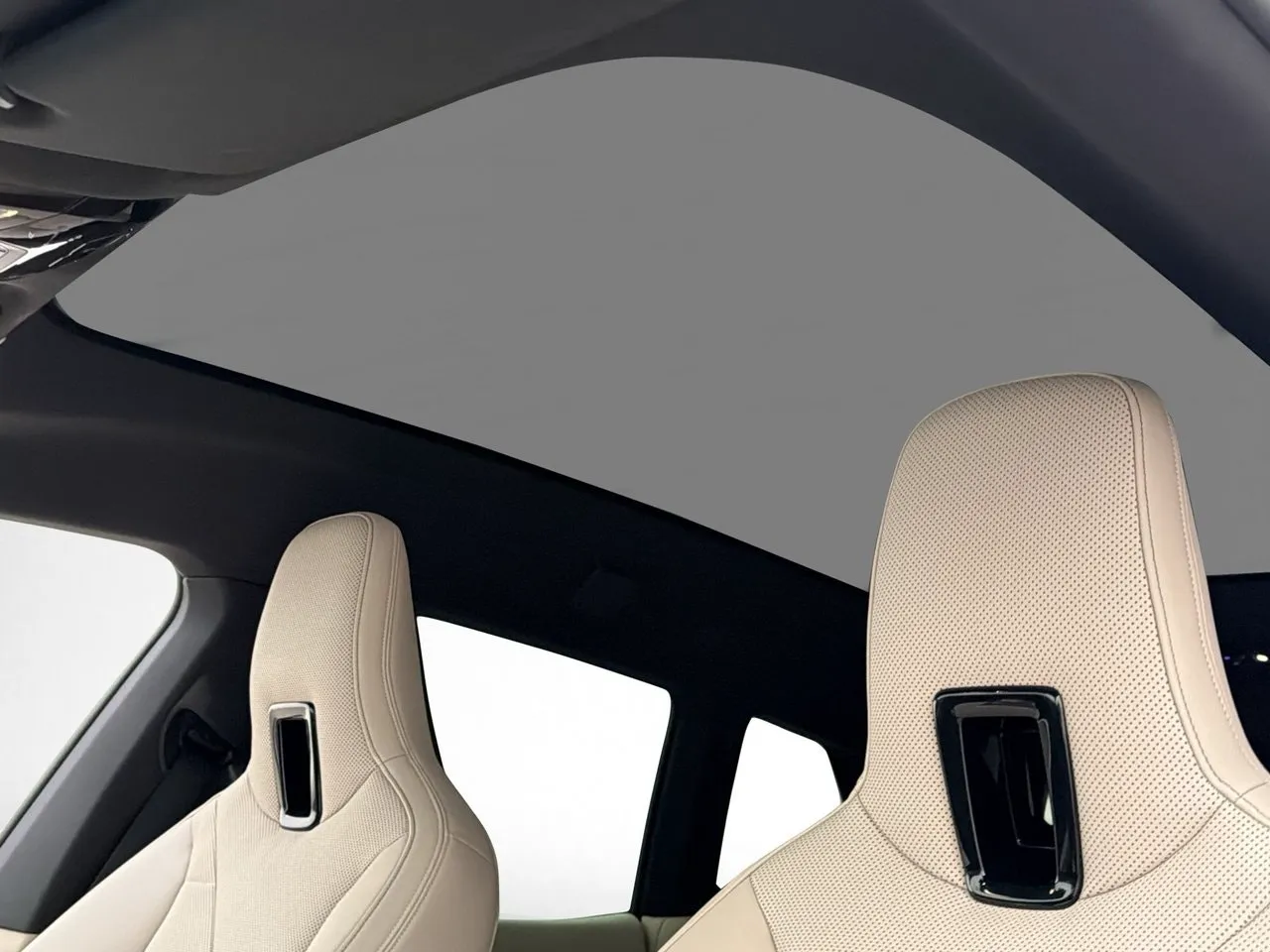 BMW iX bild 13