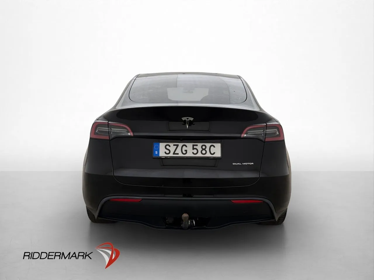 Tesla Model Y bild 8