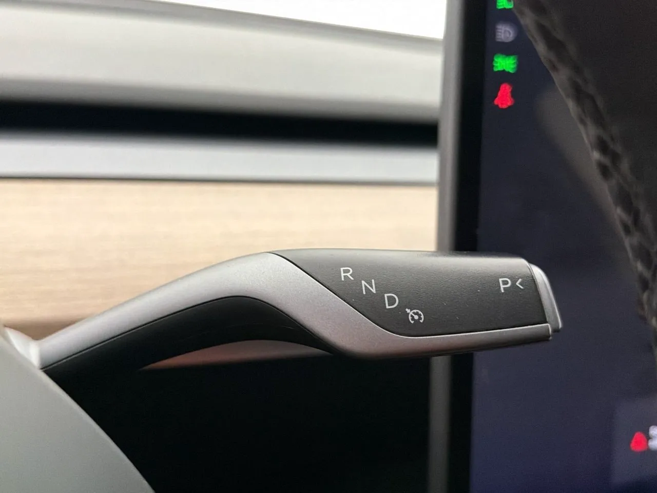 Tesla Model Y bild 17
