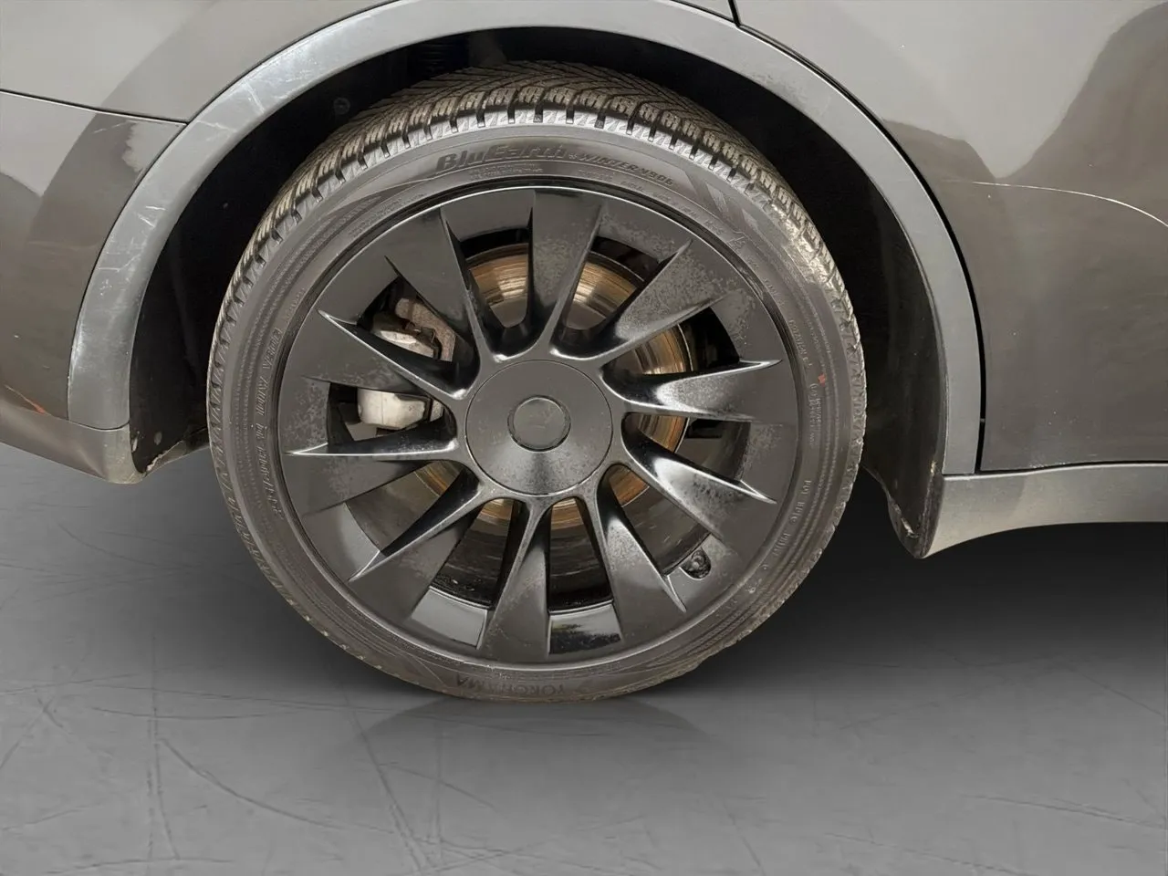 Tesla Model Y bild 33