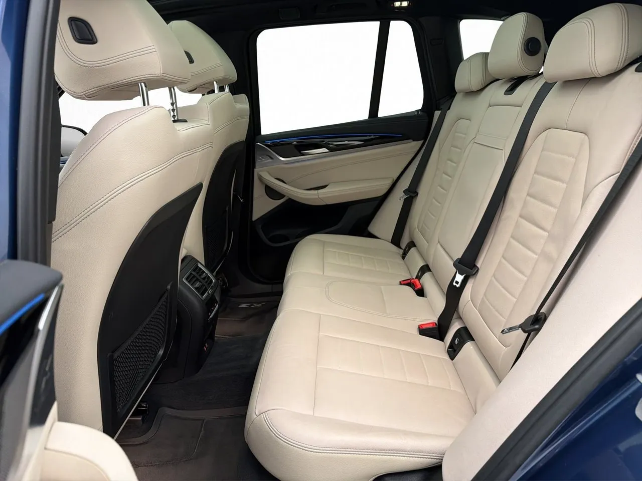 BMW iX3 bild 31