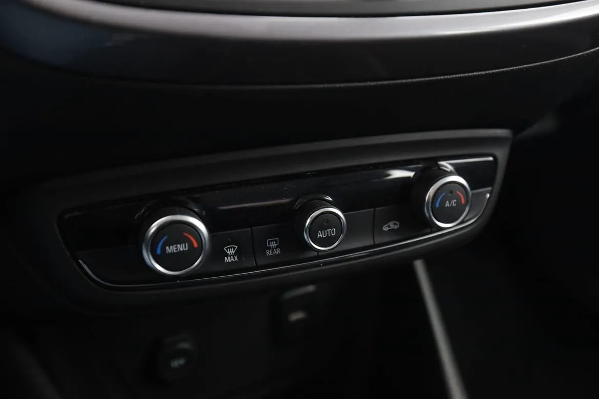 Opel Crossland X bild 24