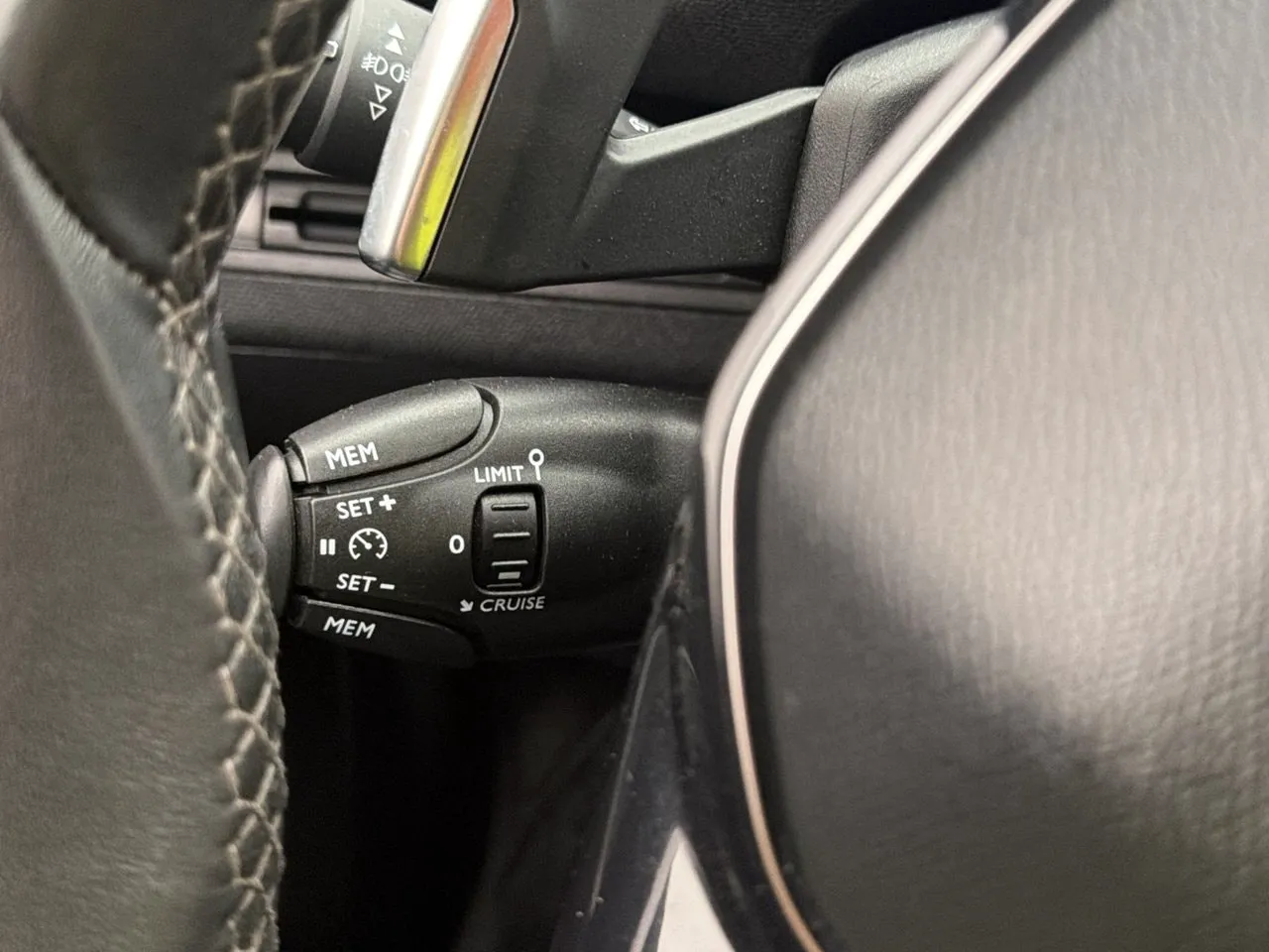 Peugeot 5008 bild 15