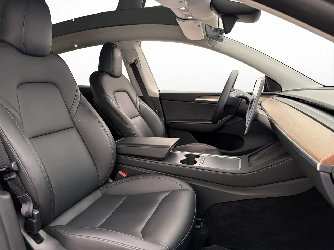 Tesla Model Y bild 20