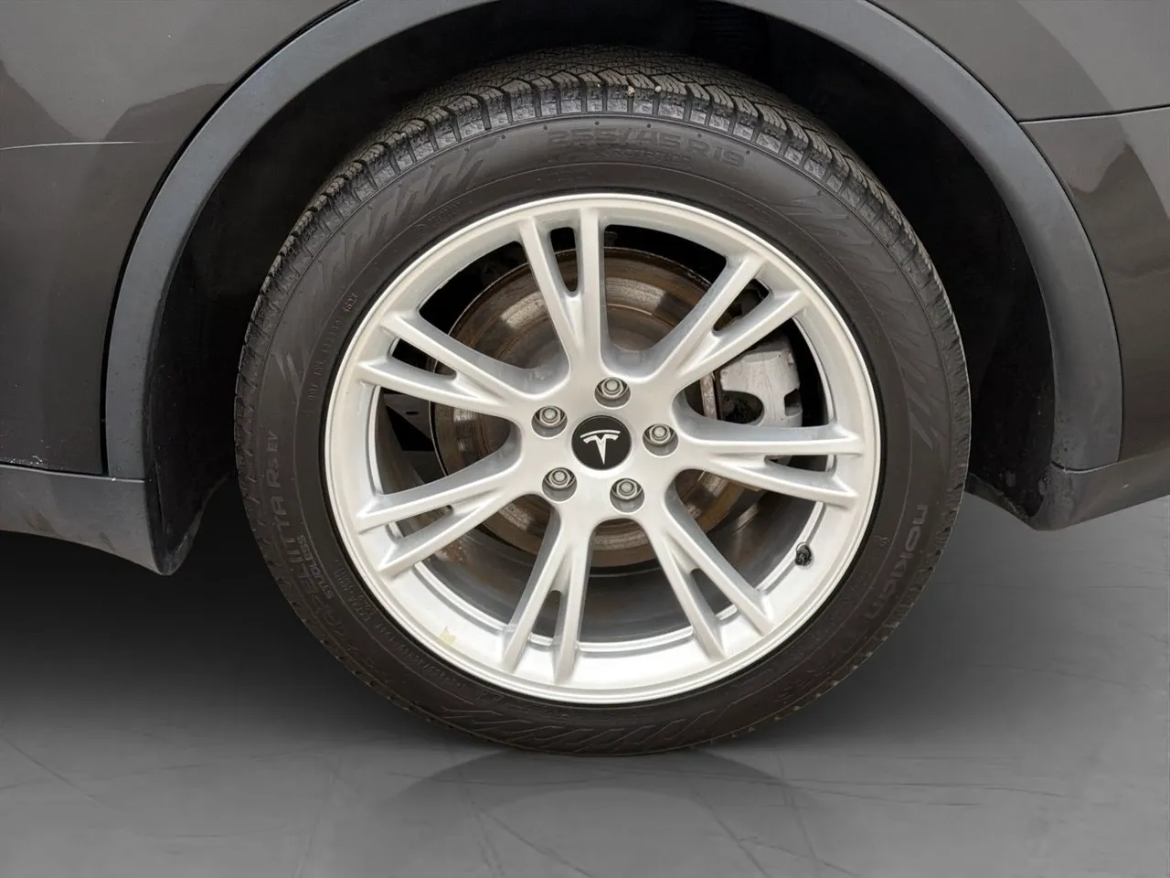Tesla Model Y bild 34