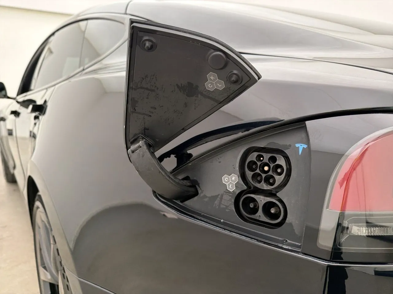 Tesla Model S bild 32