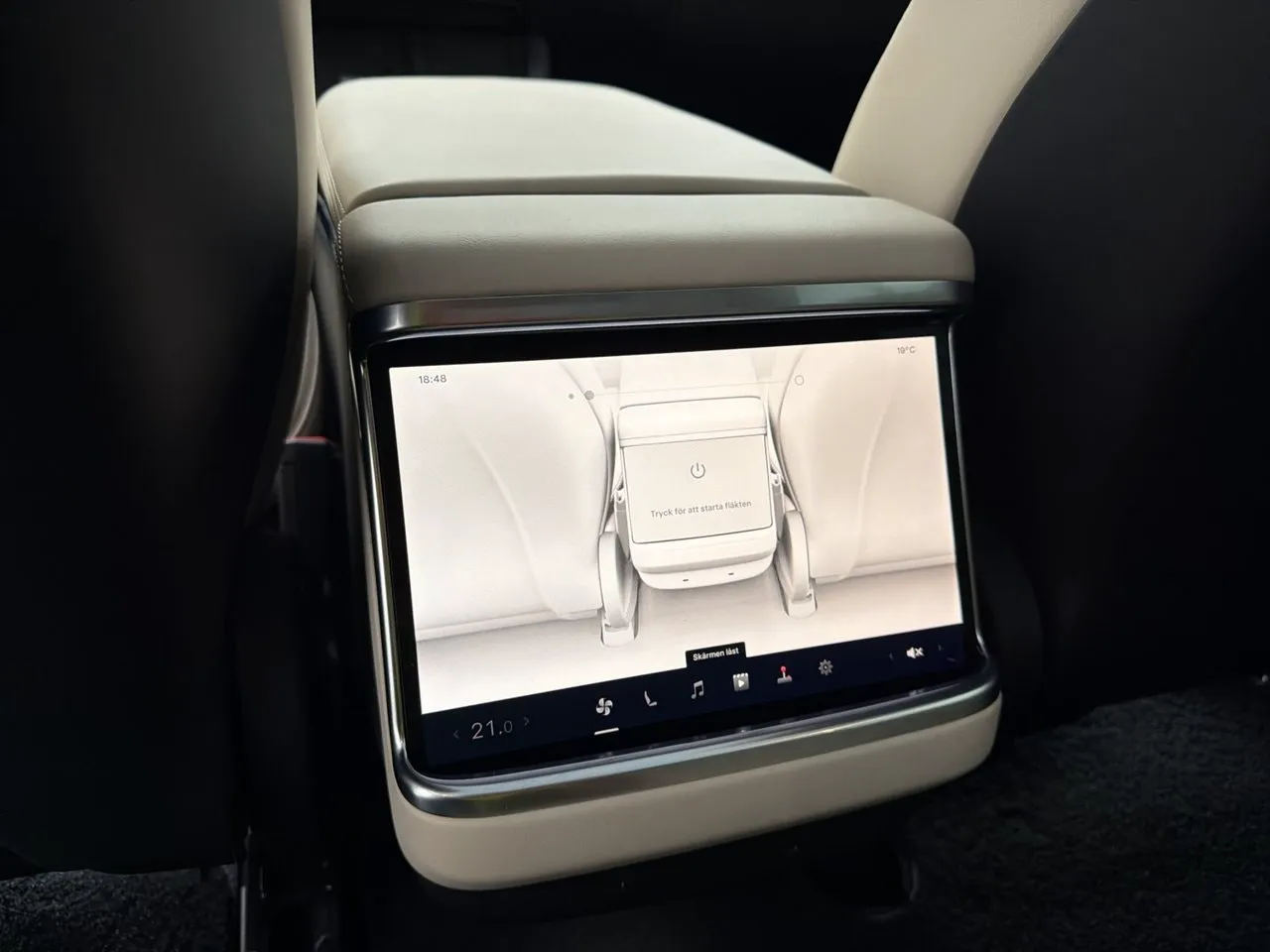 Tesla Model S bild 28