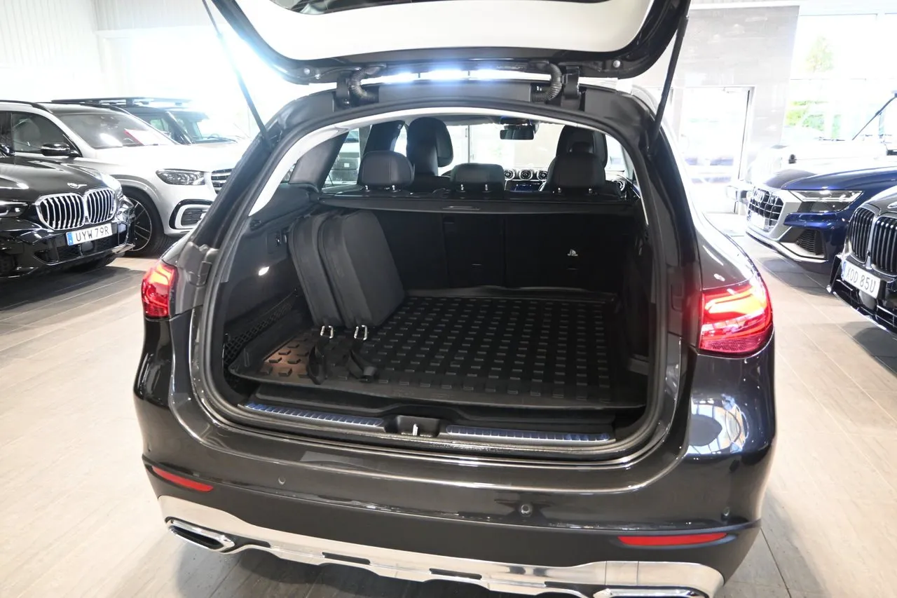 Mercedes GLC300 bild 15
