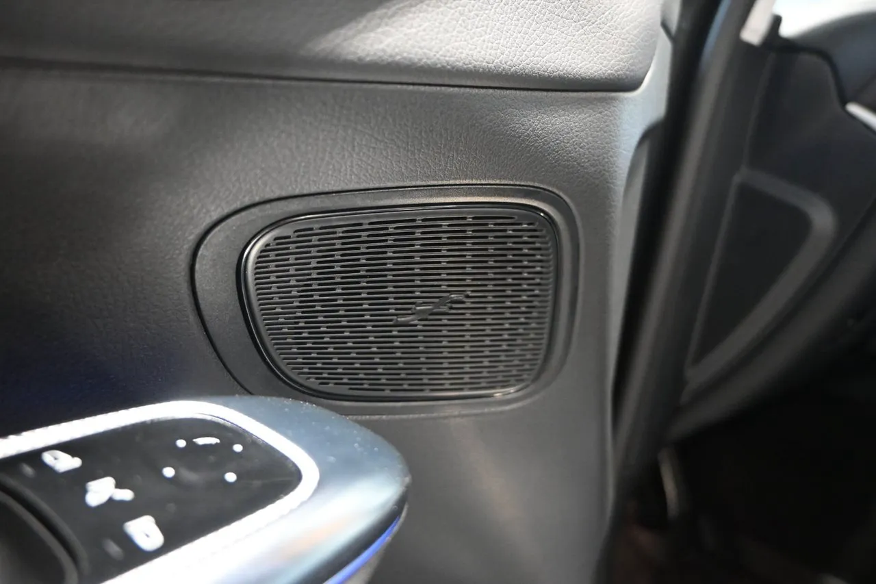 Mercedes GLC300 bild 20