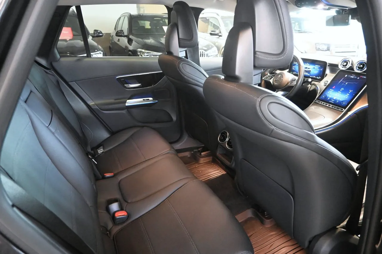 Mercedes GLC300 bild 13