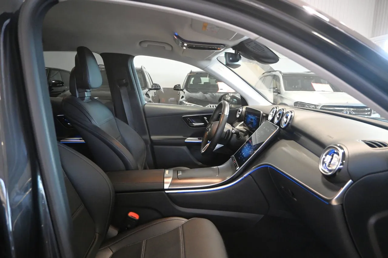 Mercedes GLC300 bild 11