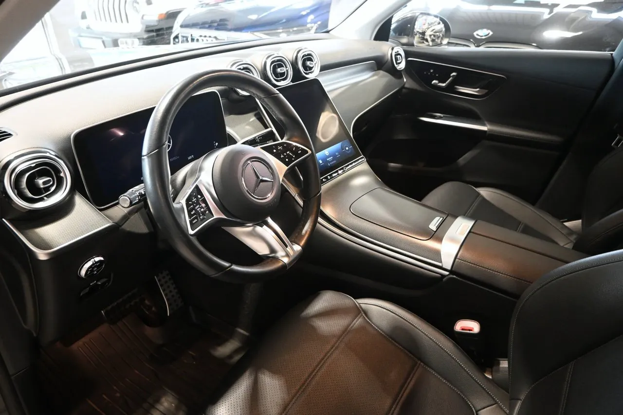 Mercedes GLC300 bild 7