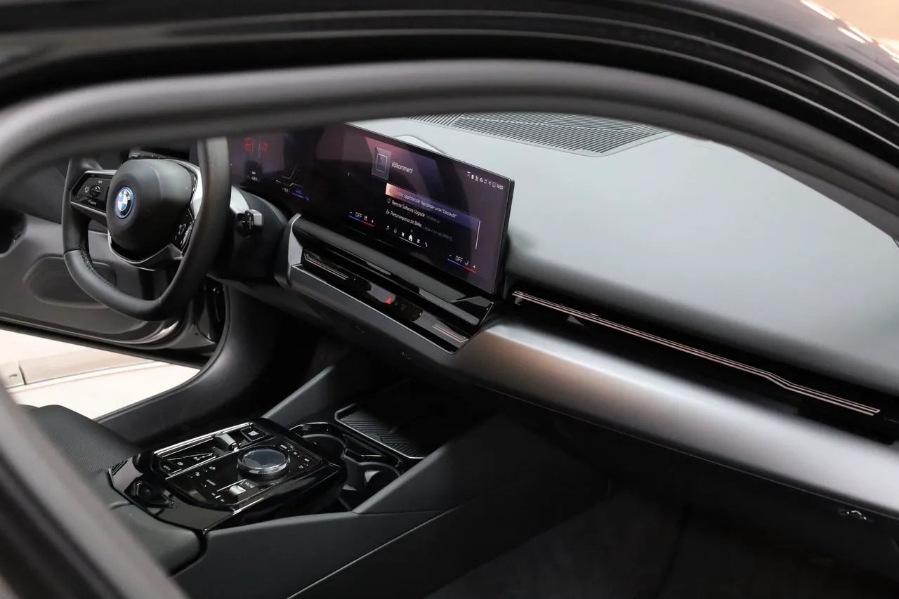 BMW 530 bild 19