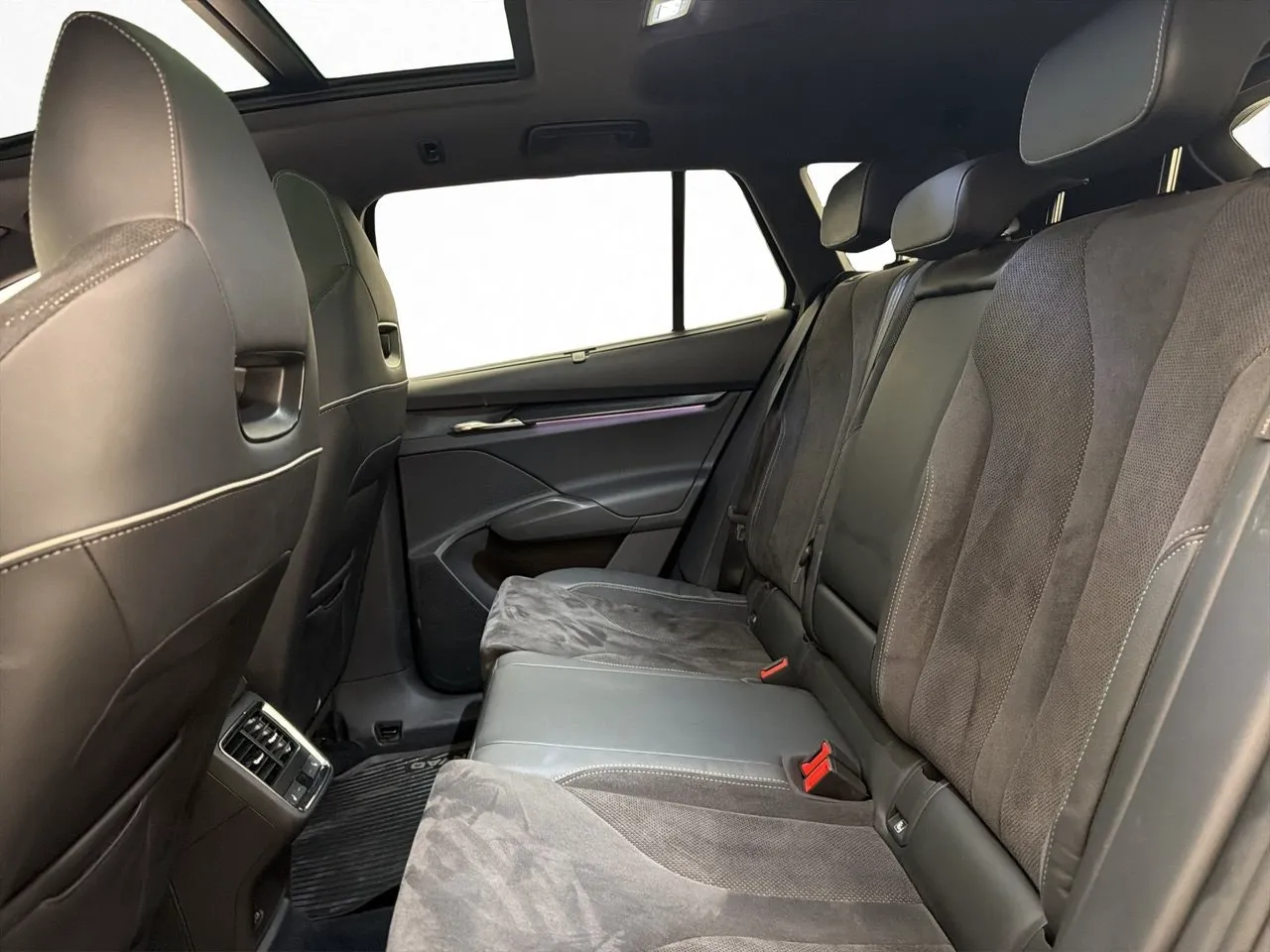 Skoda Enyaq bild 36