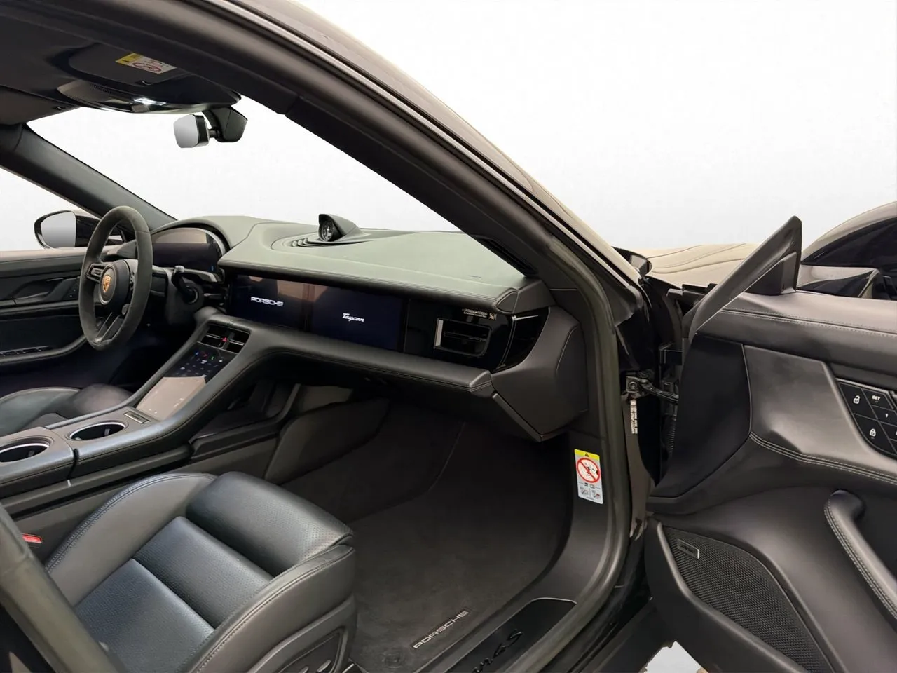 Porsche Taycan bild 16