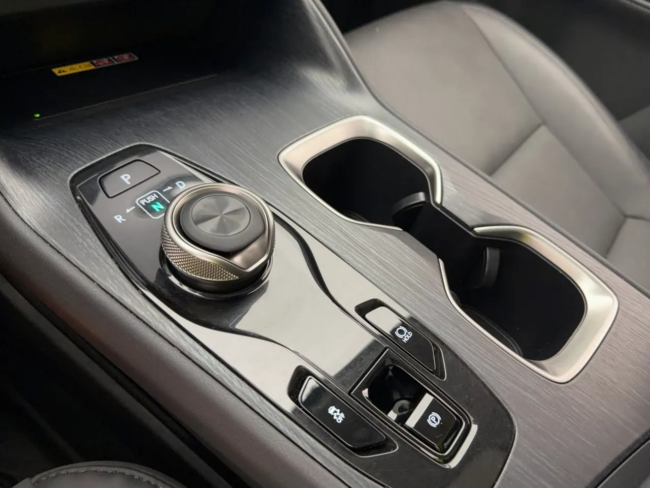 Lexus RZ bild 21