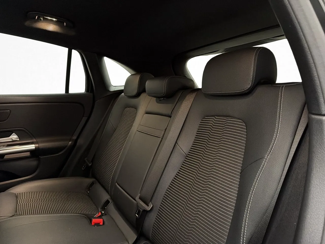 Mercedes EQA250 bild 14