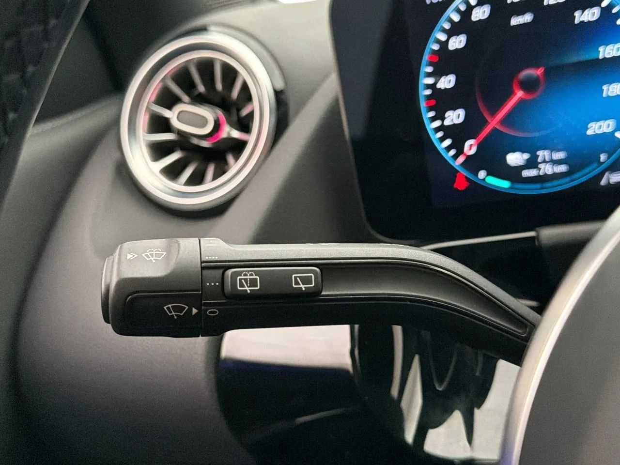 Mercedes EQA250 bild 31