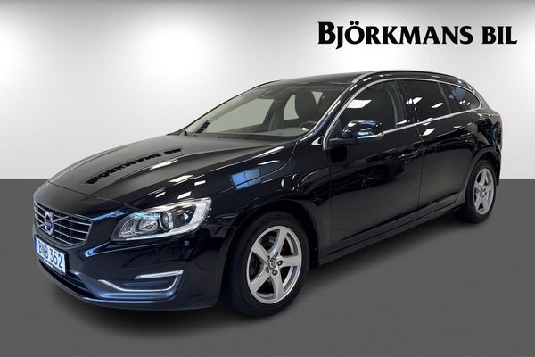 Volvo V60 D4 MOMENTUM GEARTRONIC 181HK | DRAG | V-HJUL - 2015