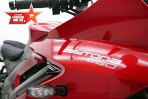 Triumph Daytona bild 12