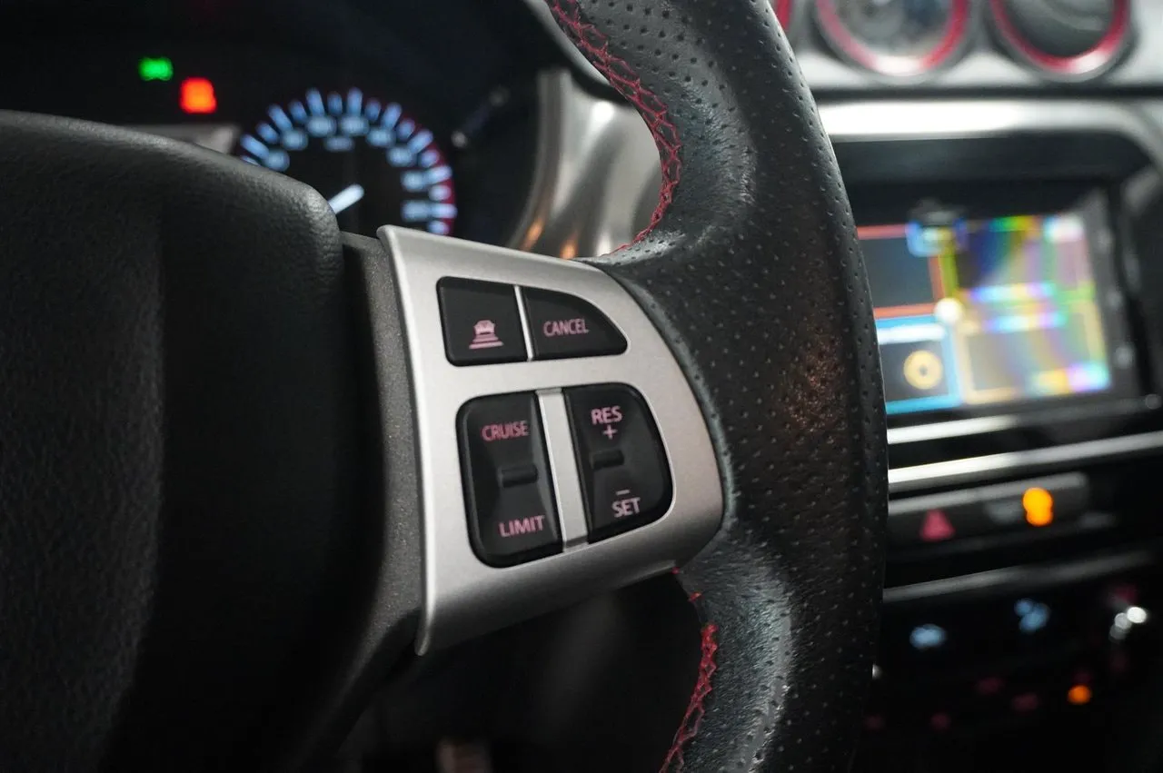 Suzuki Vitara bild 11