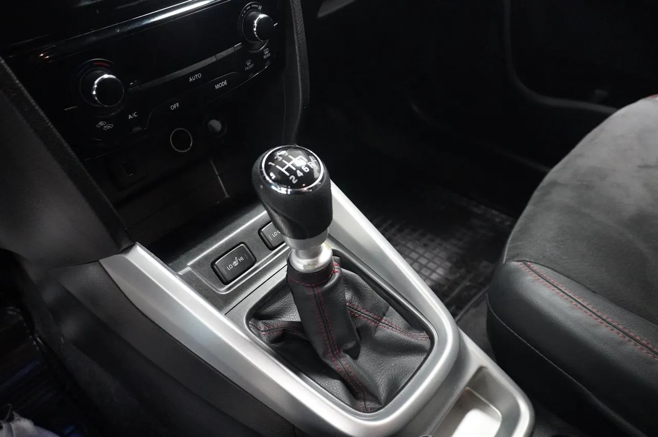 Suzuki Vitara bild 10