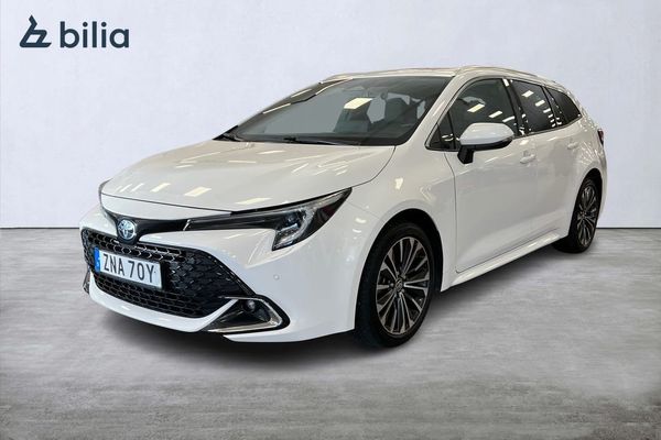 Toyota Corolla 1,8 HYBRID Touring Sports Style Appstyrd Värmare MOMS - 2025