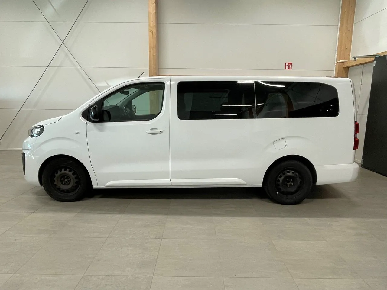 Peugeot Traveller bild 2