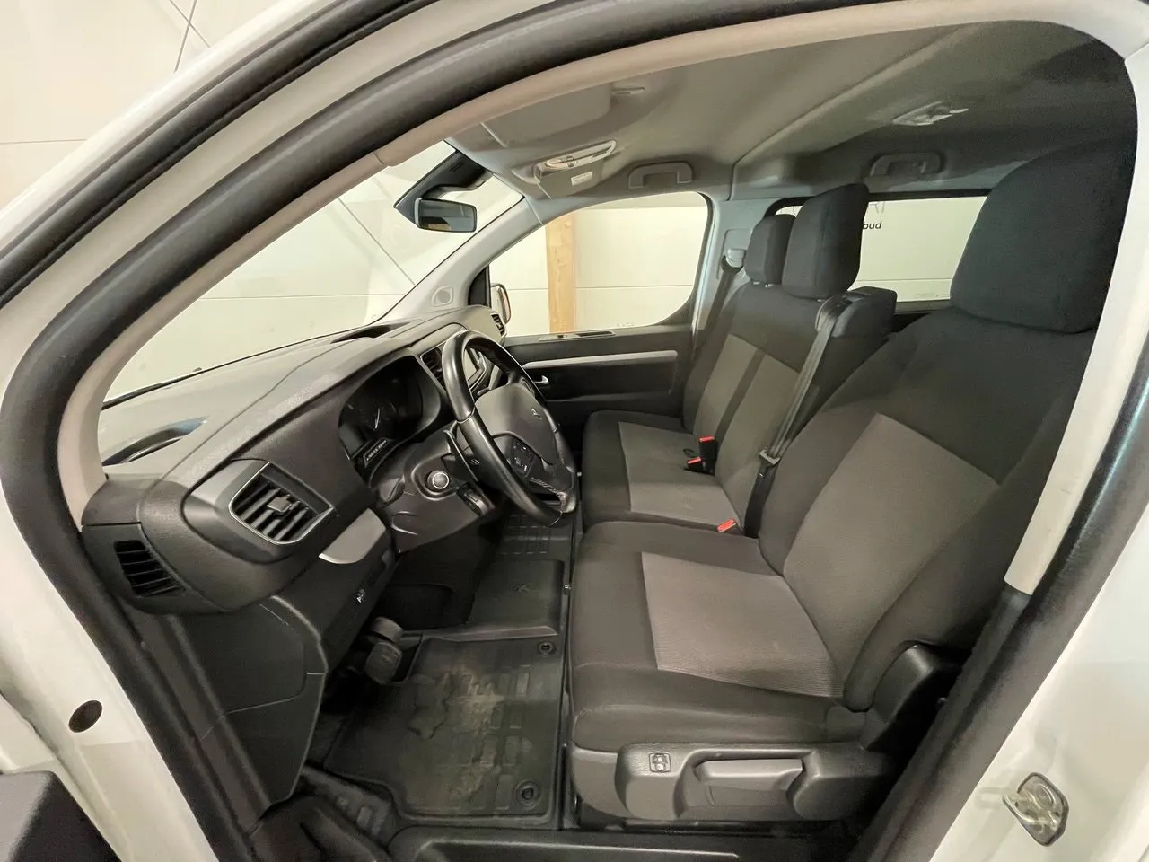 Peugeot Traveller bild 11