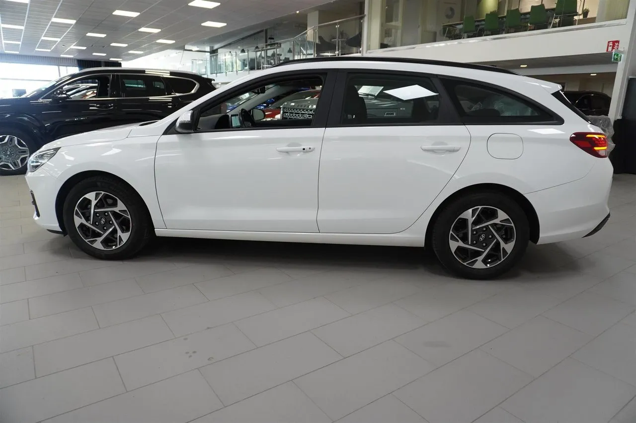 Hyundai i30 bild 2