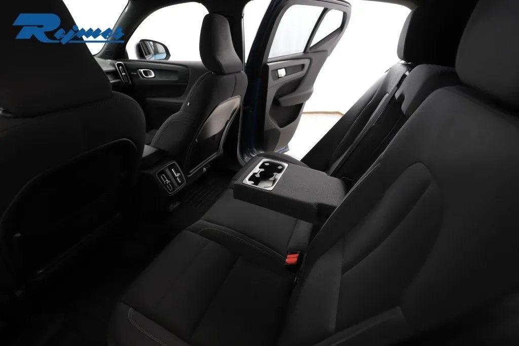 Volvo EX40 bild 8