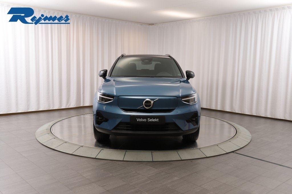 Volvo EX40