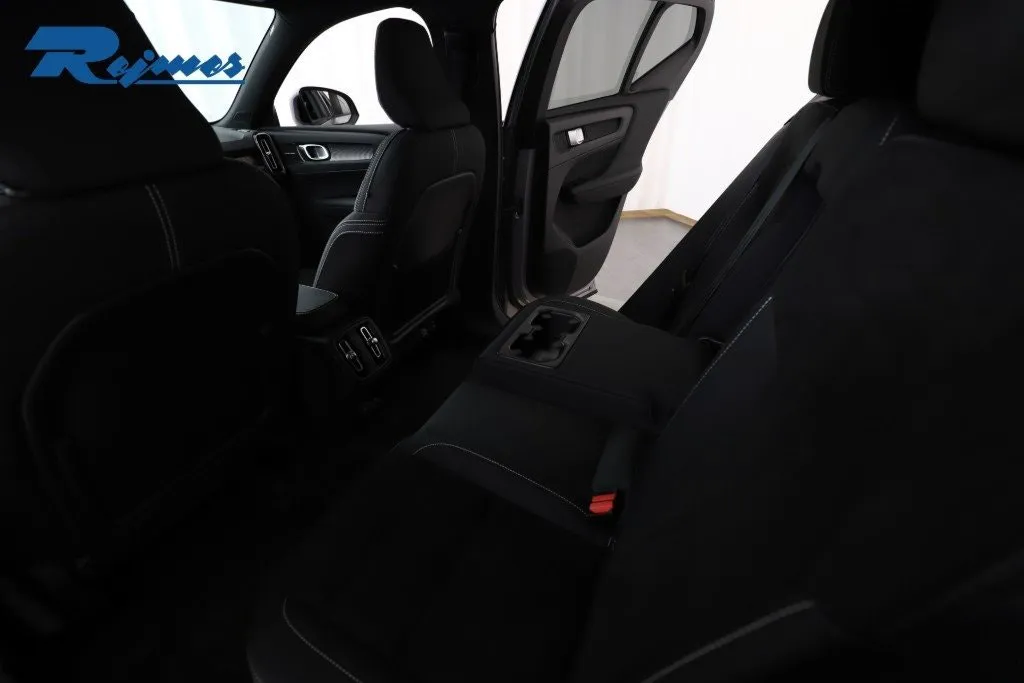 Volvo EX40 bild 8