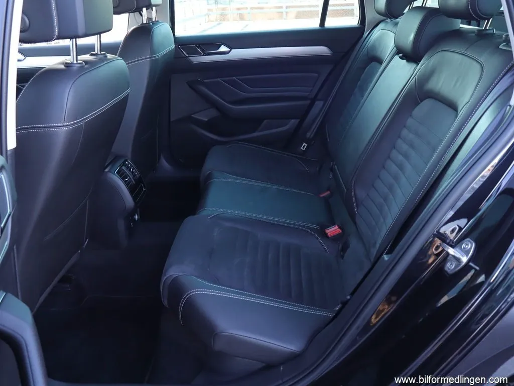 Volkswagen Passat bild 8