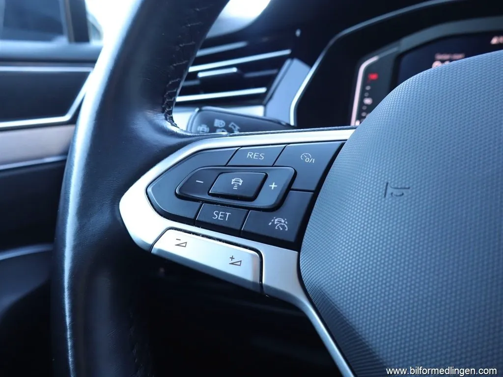 Volkswagen Passat bild 10