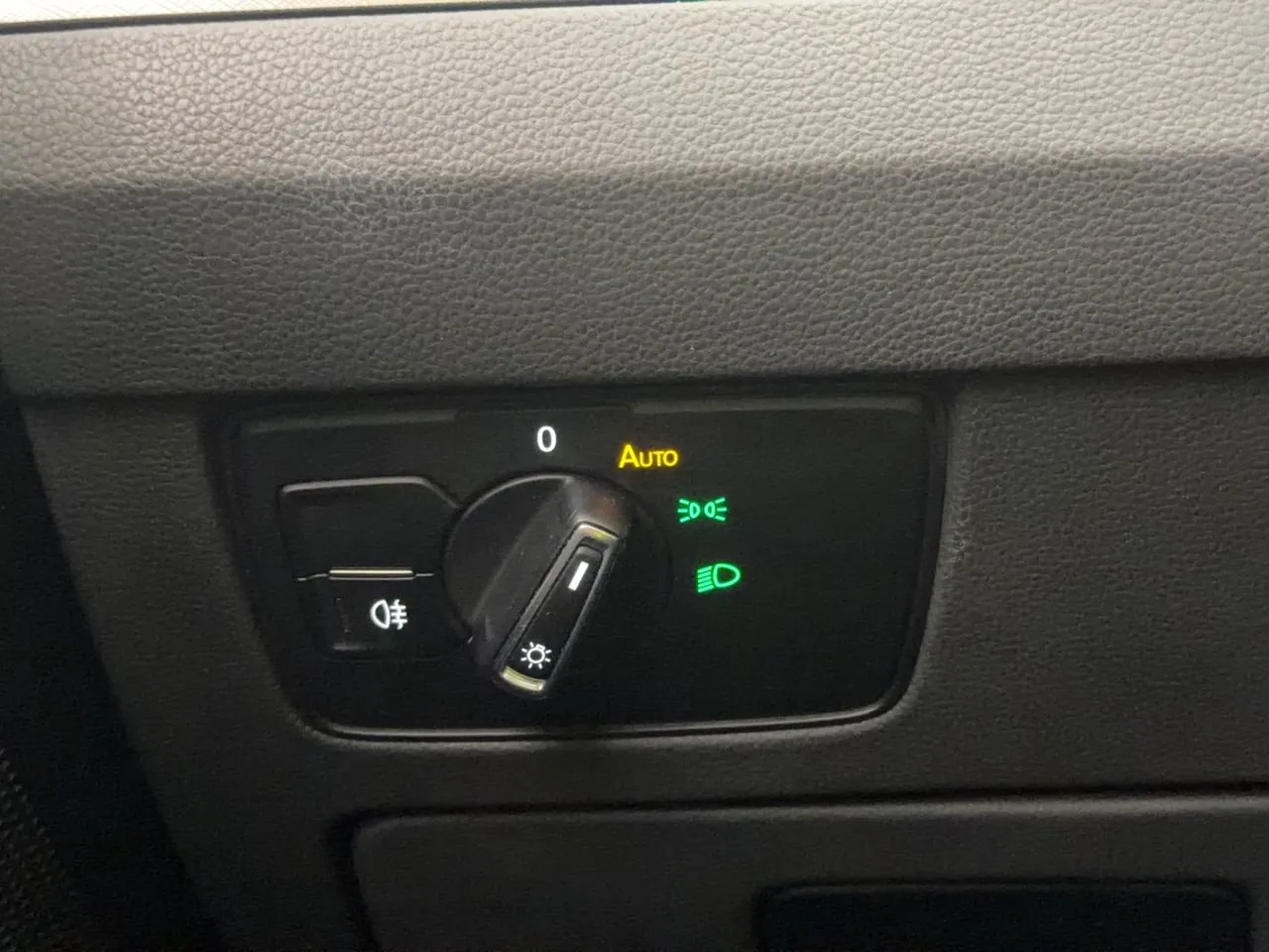 Volkswagen Passat bild 12