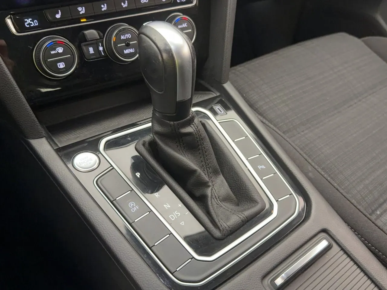 Volkswagen Passat bild 24