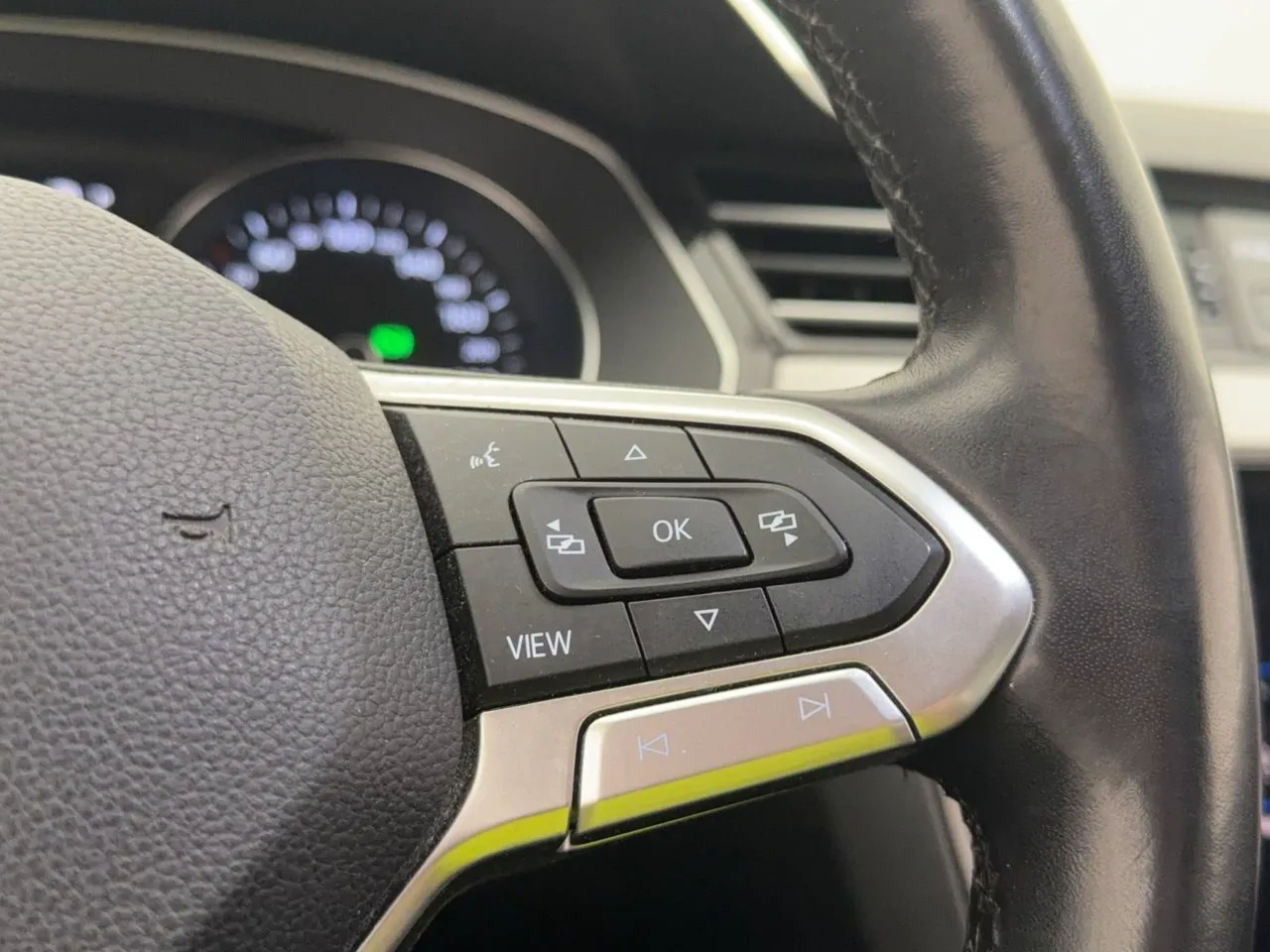 Volkswagen Passat bild 16