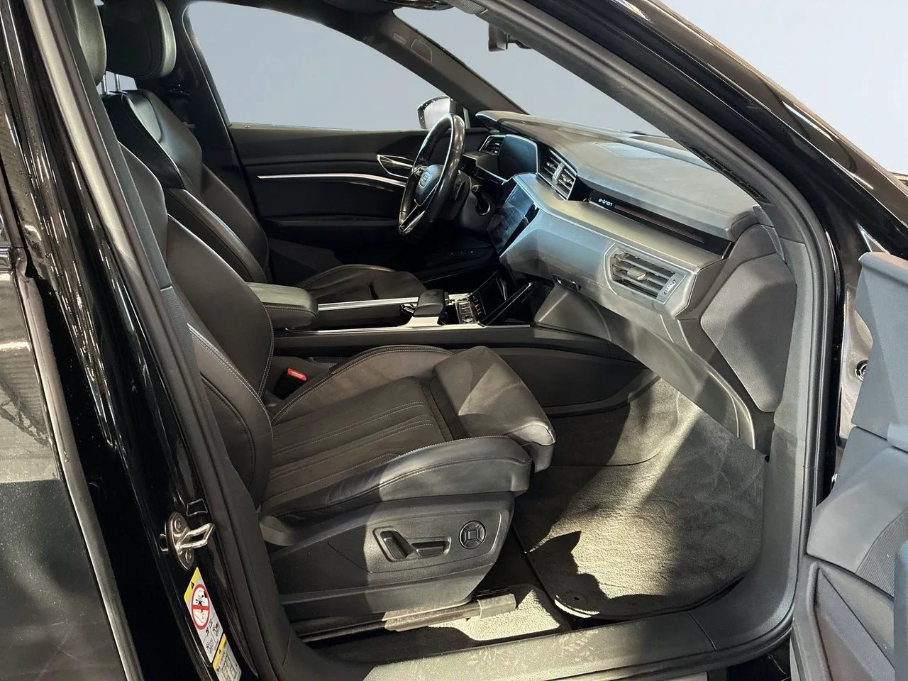 Audi Q8 e-tron bild 10