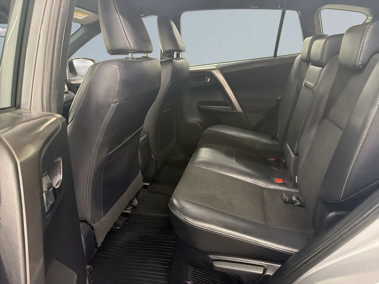 Toyota RAV4 bild 13