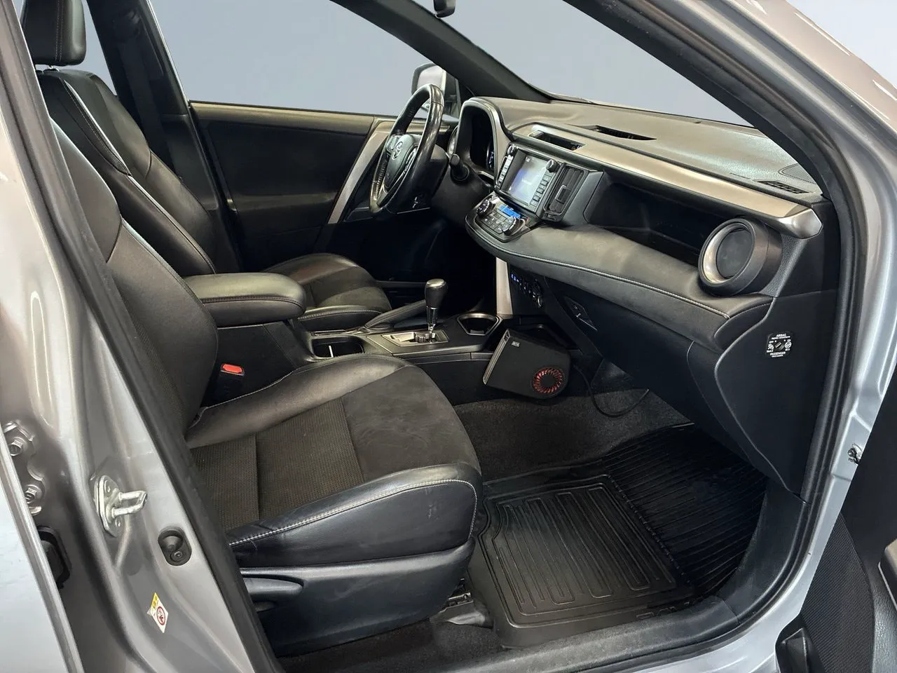Toyota RAV4 bild 10
