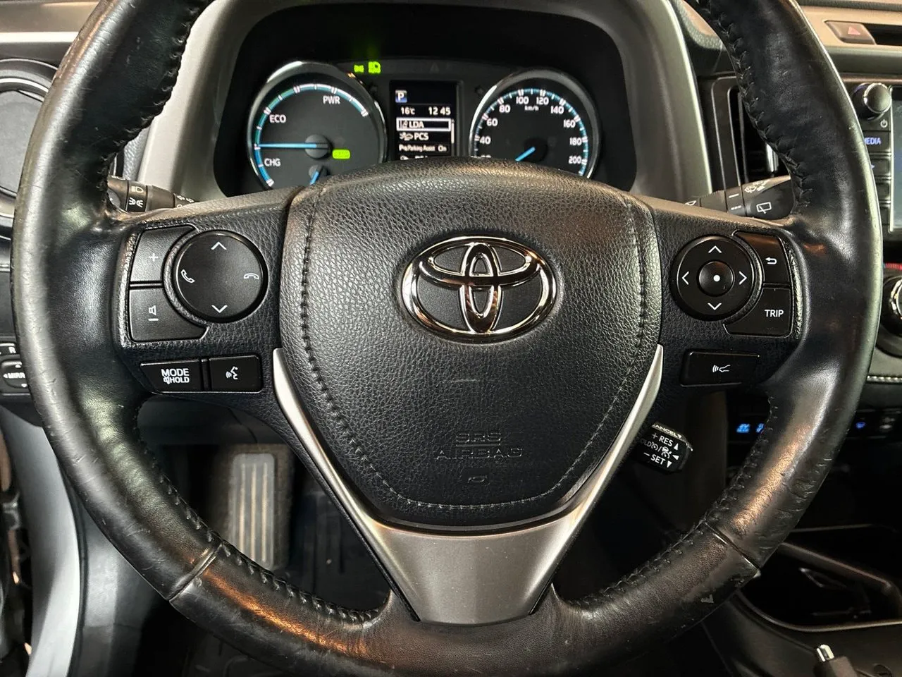 Toyota RAV4 bild 24
