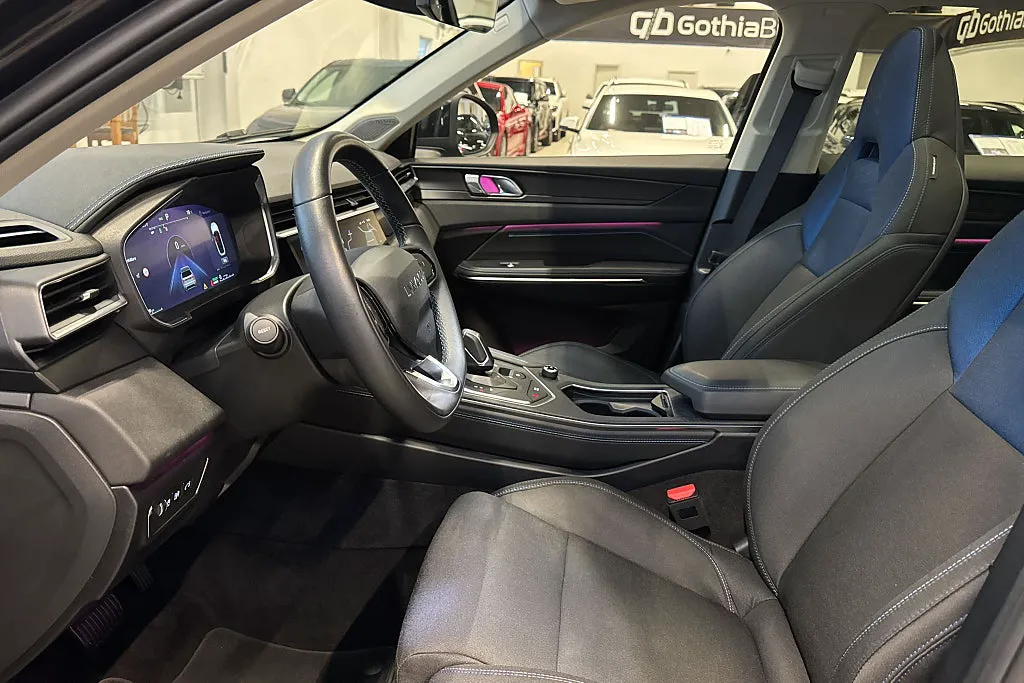 Lynk & Co 01 bild 11