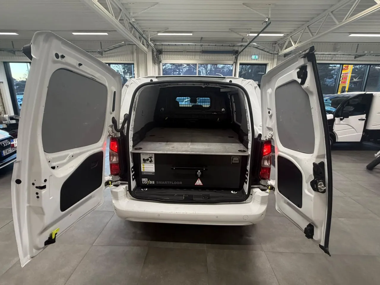 Peugeot Partner bild 12