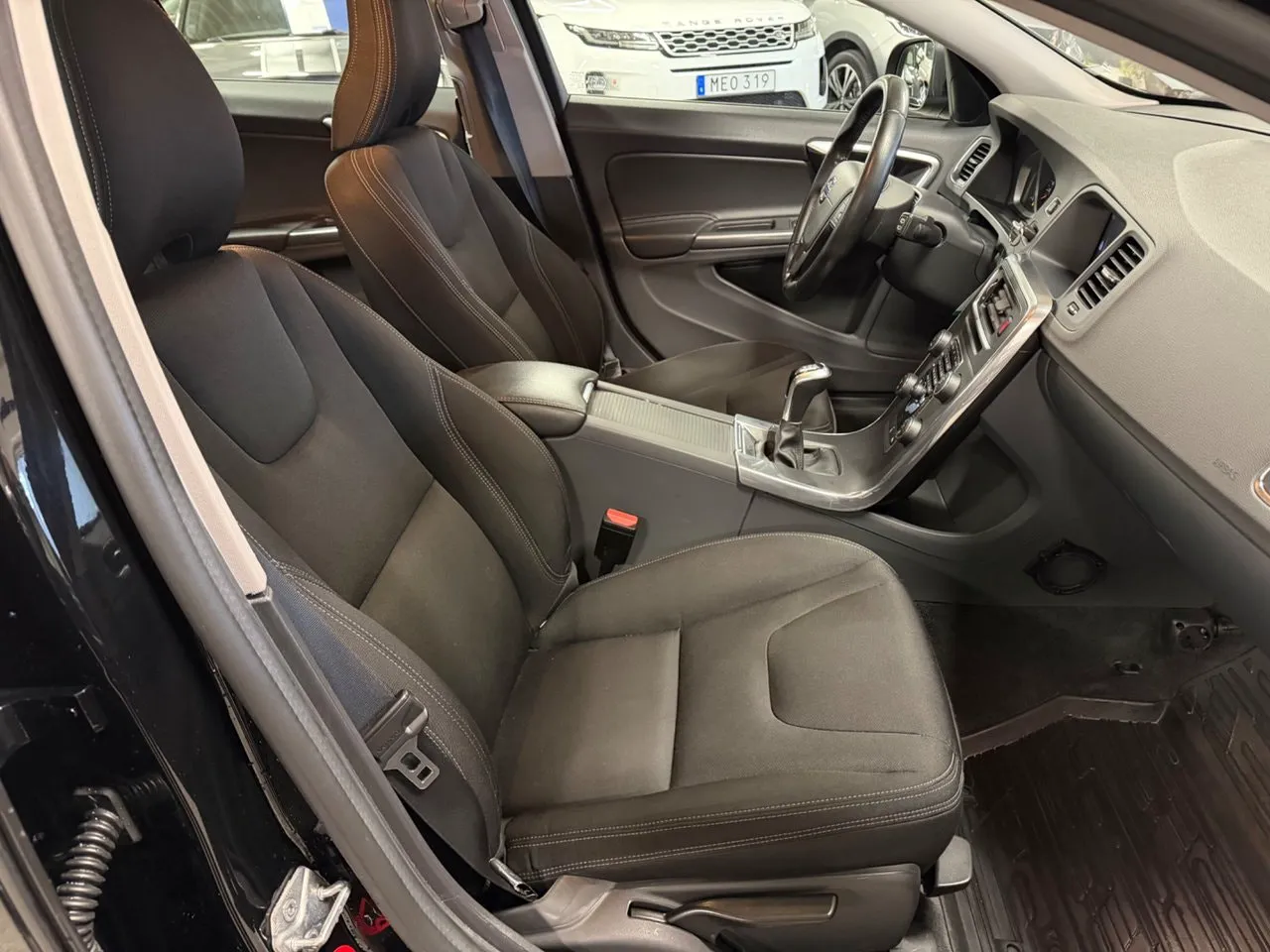 Volvo V60 bild 8