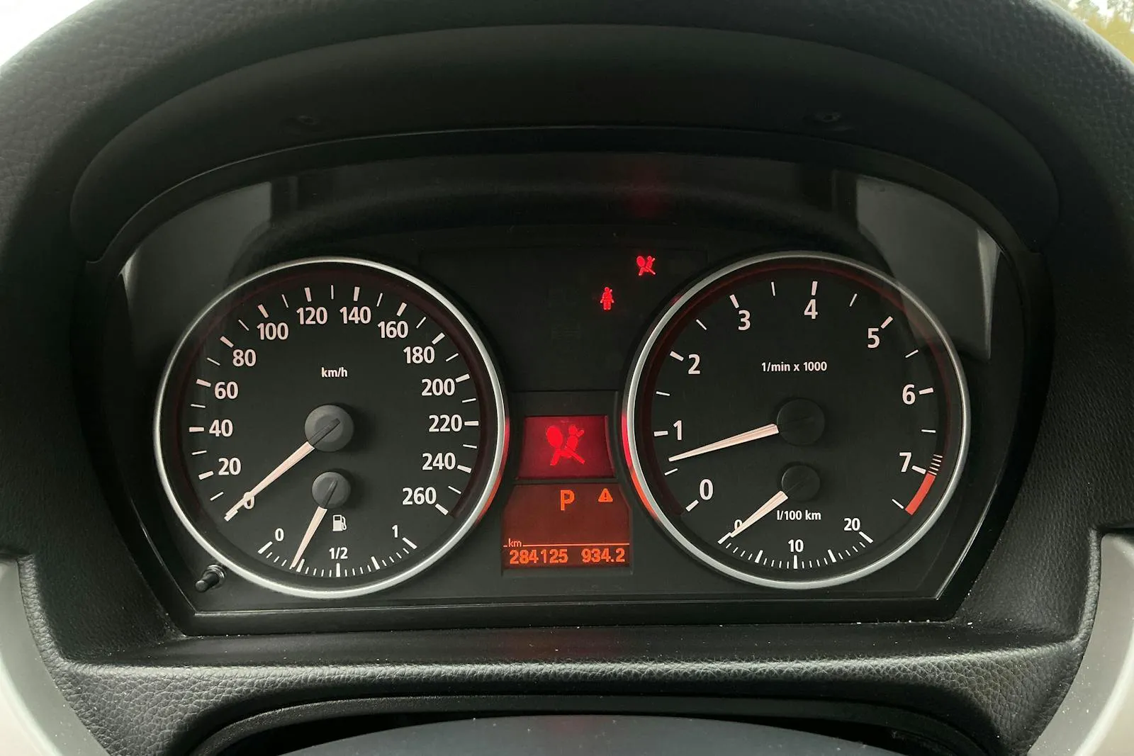 BMW 330 bild 10
