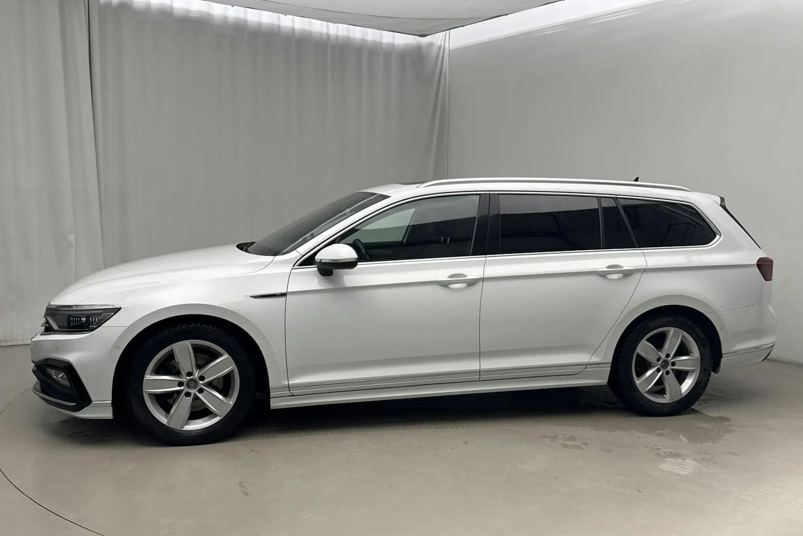 Volkswagen Passat bild 2